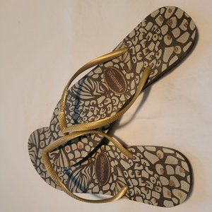 Havaianas Slim Flip Flops, Size 9